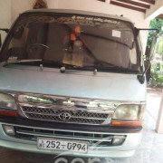TOYOTA DOLPHIN LH113 1995