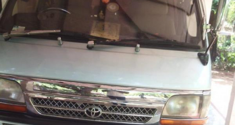 TOYOTA DOLPHIN LH113 1995