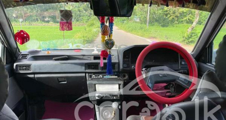 TOYOTA SPRINTER 1985