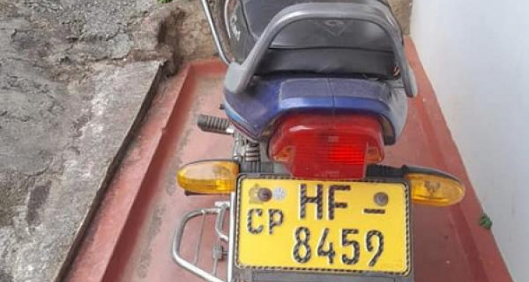 BAJAJ CALIBER 2006