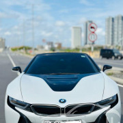 BMW i8 2019