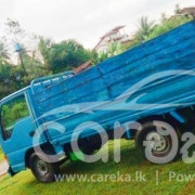 ISUZU NHR 2000