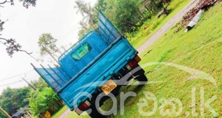 ISUZU NHR 2000