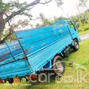 ISUZU NHR 2000