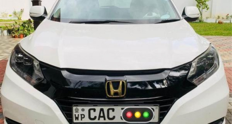 HONDA VEZEL 2014