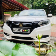HONDA VEZEL 2014
