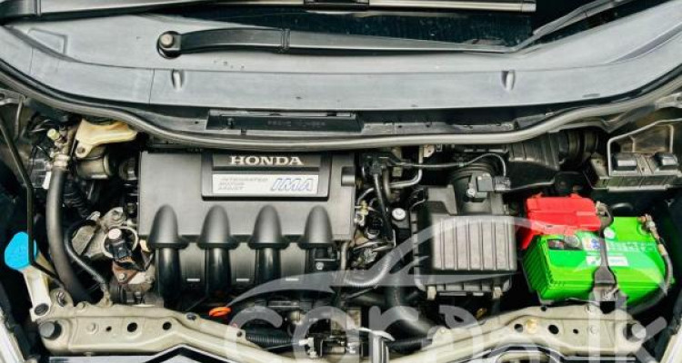 HONDA FIT GP1 2012