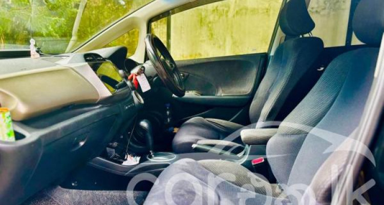 HONDA FIT GP1 2012