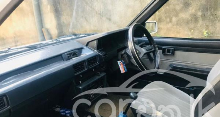 TOYOTA COROLLA AE80 1984
