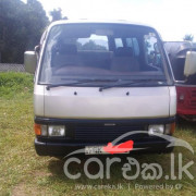 NISSAN CARAVAN 1996