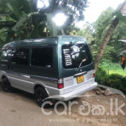 NISSAN VANETTE 1999