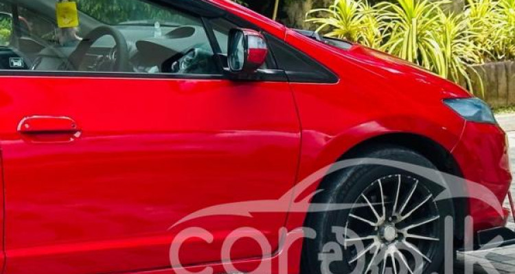 HONDA INSIGHT 2011