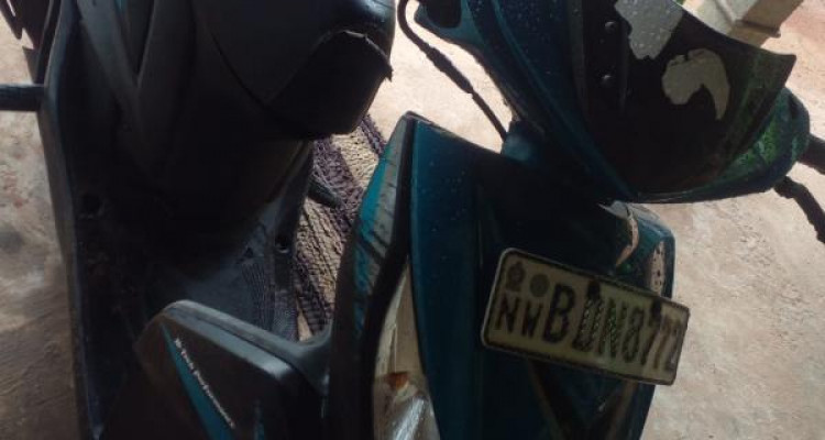 YAMAHA RAY 2015