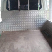 ISUZU ELF 1982