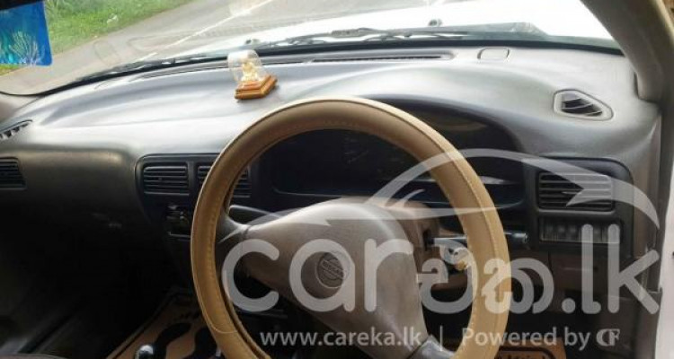 NISSAN SUNNY SB13 1994
