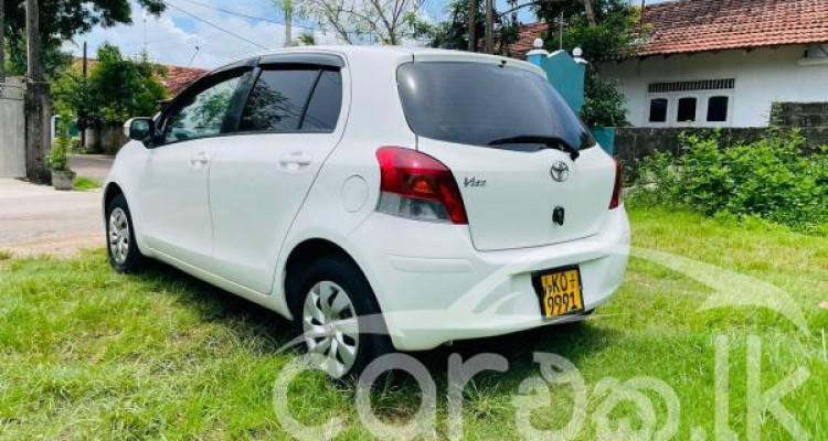 TOYOTA VITZ 2007