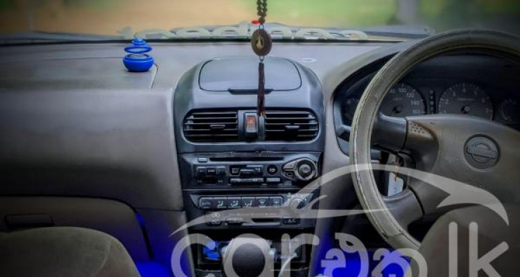 NISSAN SUNNY FB15 2001