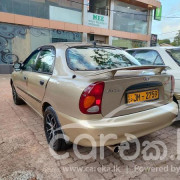 DAEWOO LANOS 2001