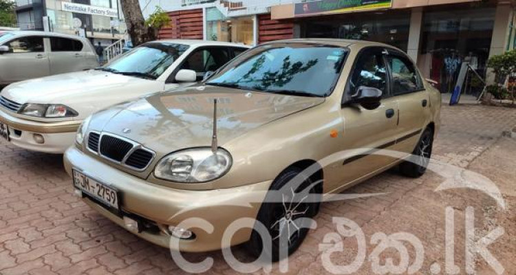 DAEWOO LANOS 2001