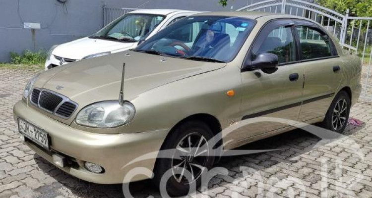 DAEWOO LANOS 2001