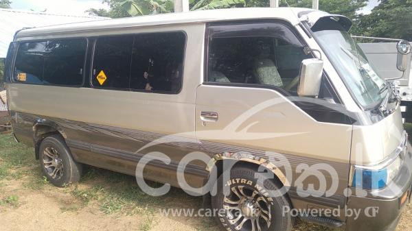NISSAN CARAVAN 1998