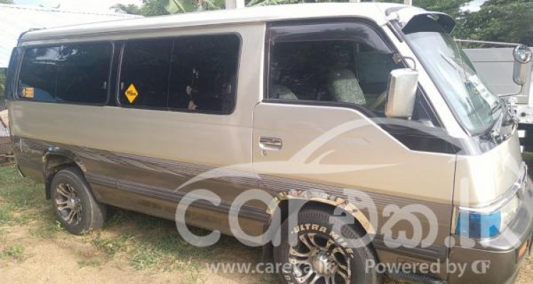 NISSAN CARAVAN 1998