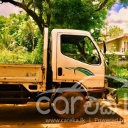 MITSUBISHI CANTER 2000