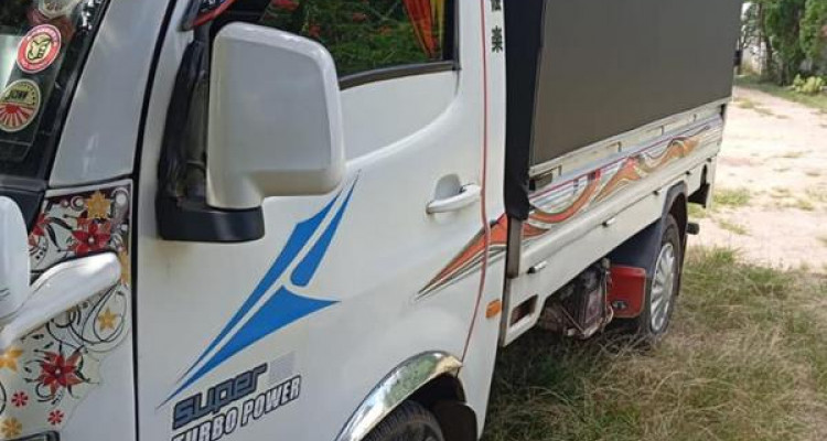 TATA SUPER ACE 2013