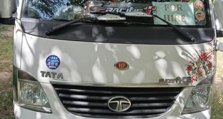 TATA SUPER ACE 2013
