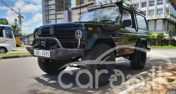 NISSAN PATROL 1985