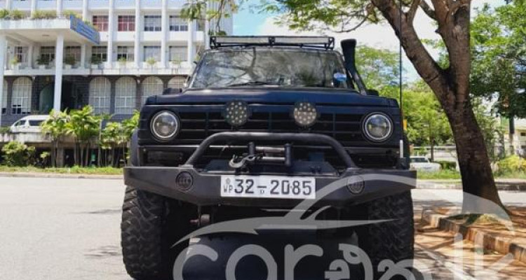 NISSAN PATROL 1985