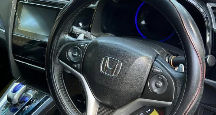 HONDA FIT SHUTTLE 2016