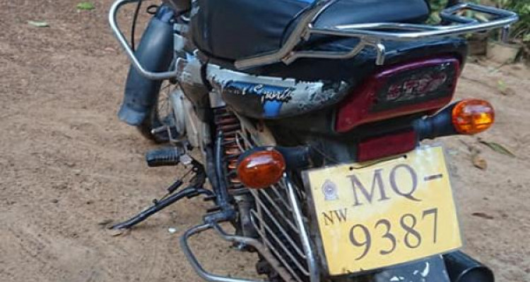 BAJAJ CT100 2006