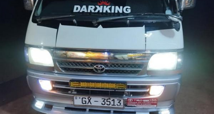TOYOTA DOLPHIN 1998