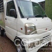 MITSUBISHI MINICAB 2000