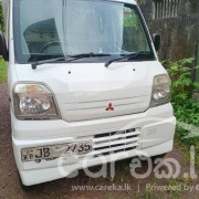 MITSUBISHI MINICAB 2000