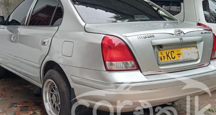 HYUNDAI ELANTRA 2002
