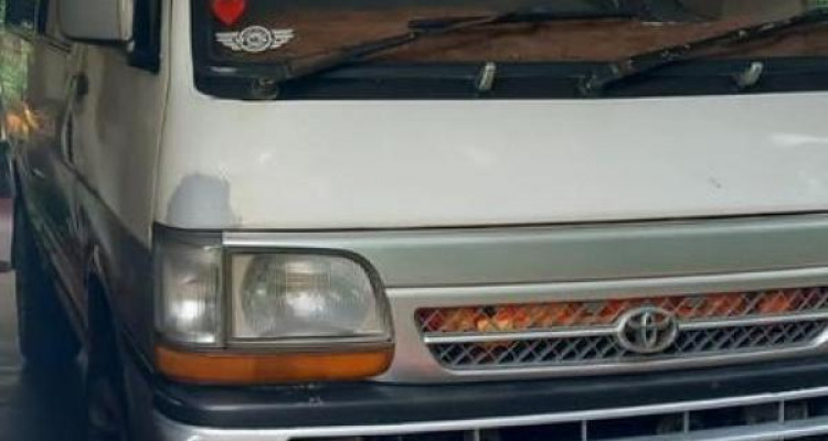 TOYOTA HIACE 1997