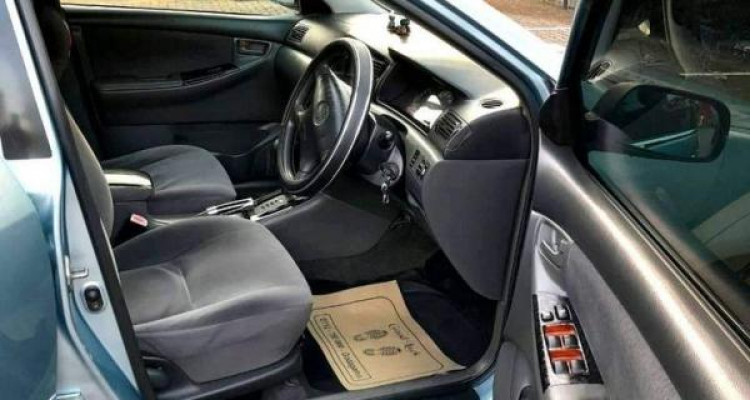 TOYOTA COROLLA 121 2005