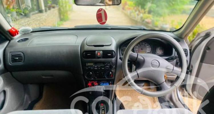NISSAN SUNNY FB15 2001