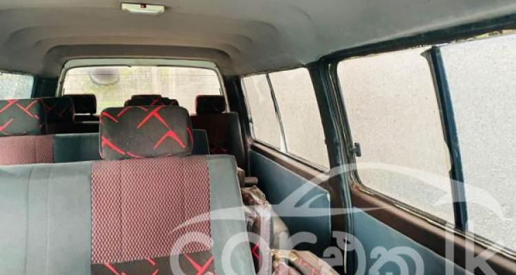 NISSAN CARAVAN 1991