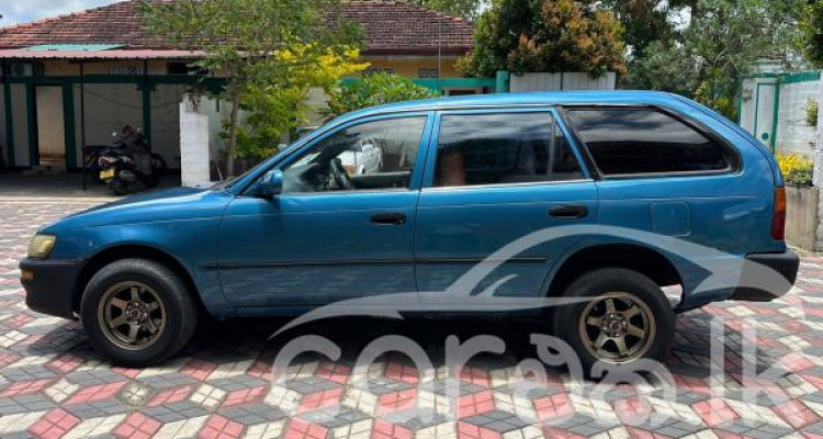 TOYOTA COROLLA 1996