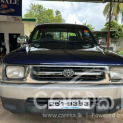 TOYOTA HILUX 1998