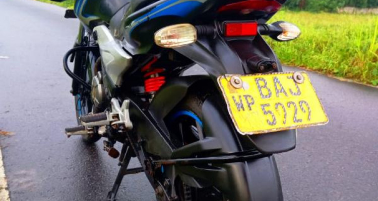 BAJAJ DISCOVER 125 2014