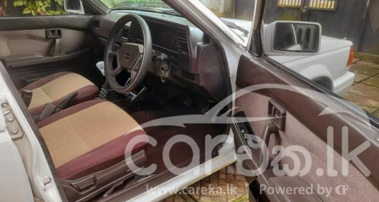 NISSAN SUNNY B12 1987