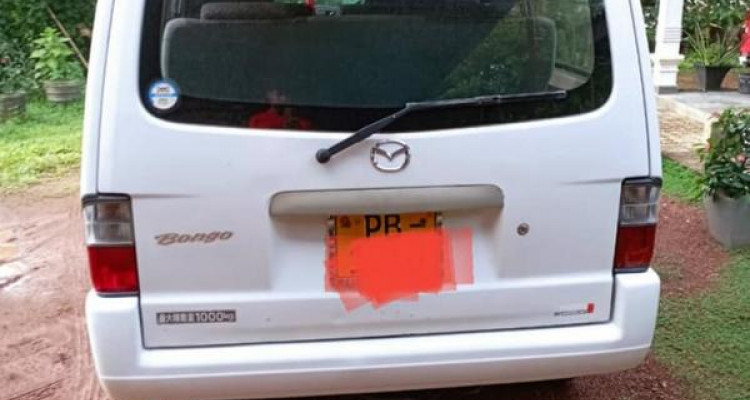 MAZDA BONGO 2002