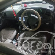 HYUNDAI ELANTRA 2000