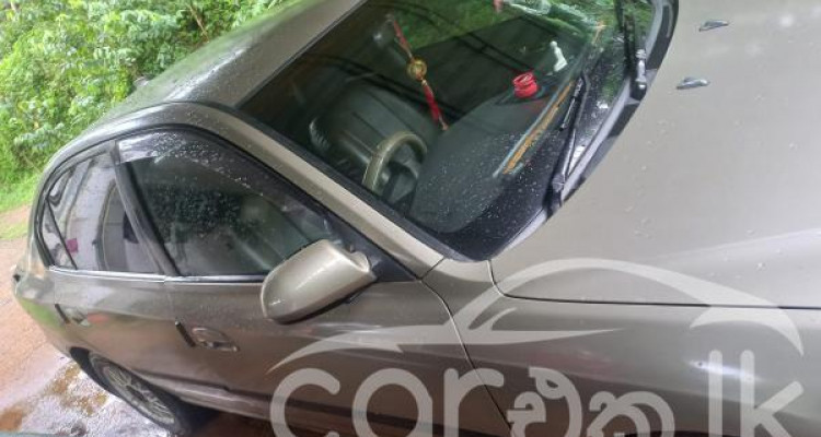 HYUNDAI ELANTRA 2000