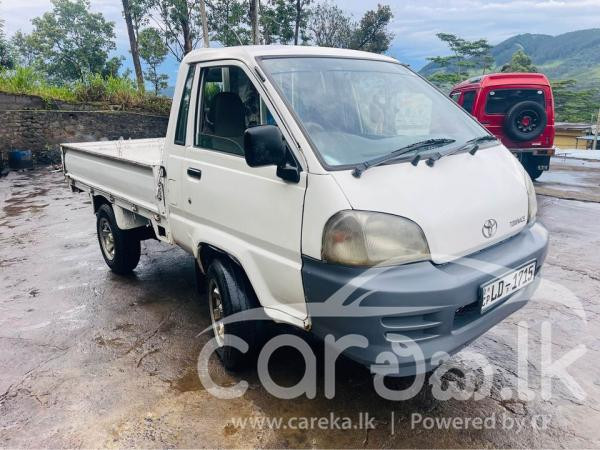TOYOTA TOWNACE GC-KM70 2001