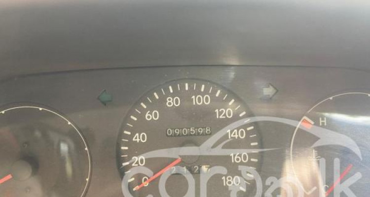 TOYOTA COROLLA 1995